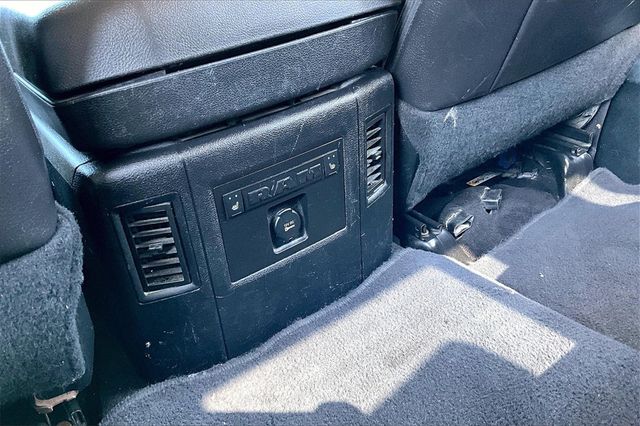 2015 Ram 2500 4WD Crew Cab 169" Laramie - 22916350 - 32