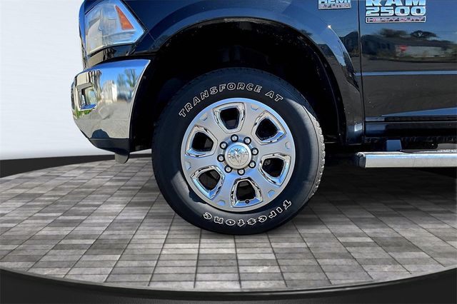 2015 Ram 2500 4WD Crew Cab 169" Laramie - 22916350 - 34