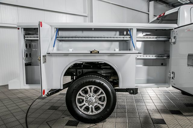 2015 Ram 2500 RAM 2500 TRADESMAN 4X4 6.4 HEMI * 9' READING UTILITY BED * - 17005667 - 13