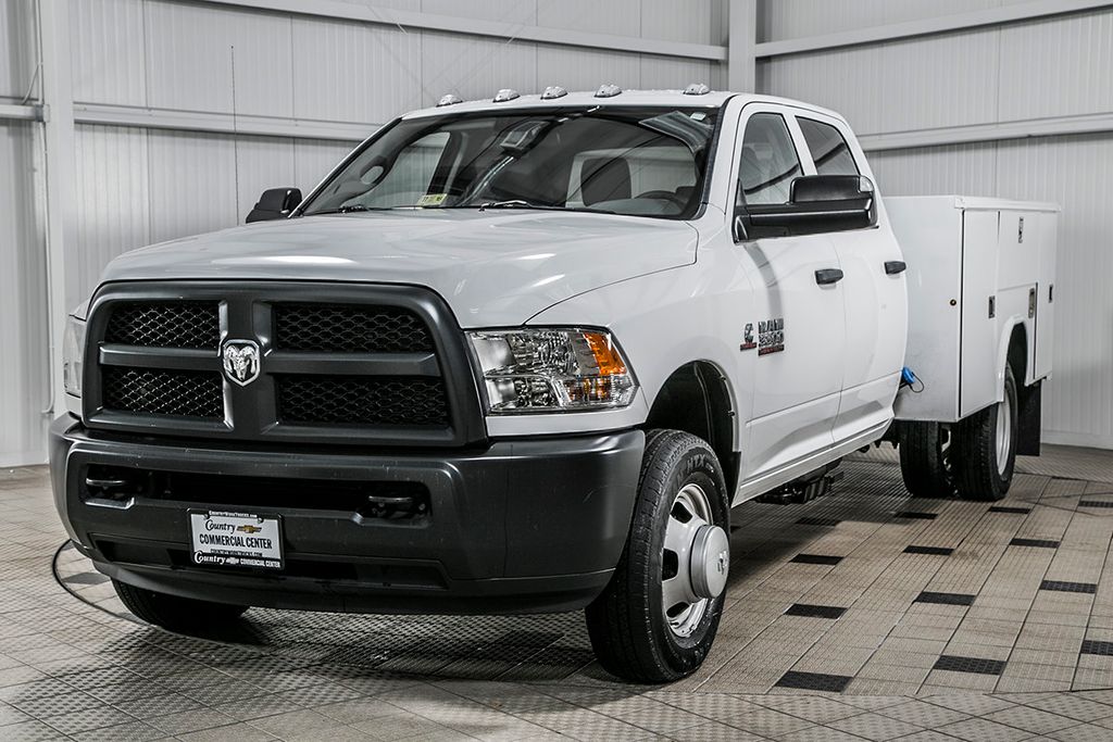 2015 Ram 3500 3500 CREW 4X4 DRW * 6.7 CUMMINS * 9' READING UTILITY * 1 OWNER - 17046158 - 2