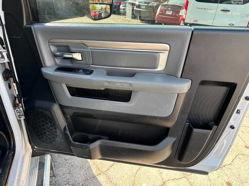 2015 Ram 3500 4X2 2dr Regular Cab 167.5 in. WB - 22933744 - 22