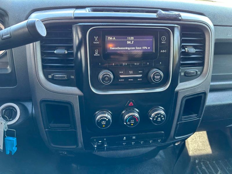 2015 Ram 3500 4X2 2dr Regular Cab 167.5 in. WB - 22933744 - 30