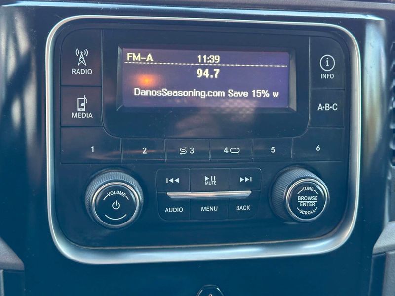 2015 Ram 3500 4X2 2dr Regular Cab 167.5 in. WB - 22933744 - 31