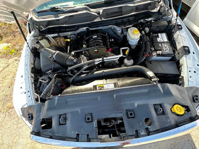 2015 Ram 3500 4X2 2dr Regular Cab 167.5 in. WB - 22933744 - 40