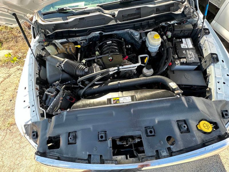 2015 Ram 3500 4X2 2dr Regular Cab 167.5 in. WB - 22933744 - 40