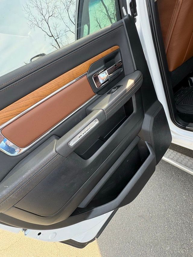 2015 Ram 3500 Laramie Longhorn - 23004136 - 19