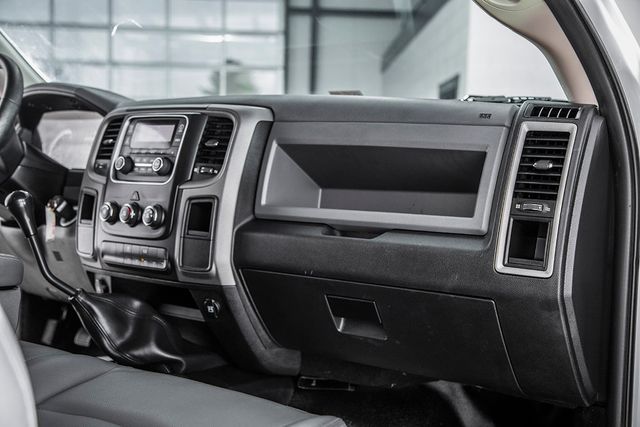 2015 Ram 4500 RAM 4500 * 6.7 CUMMINS * MANUAL * HAULER BODY * 1 OWNER - 15763344 - 19