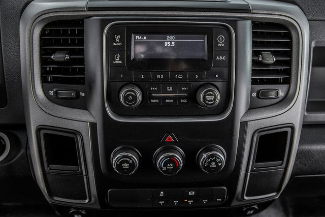 2015 Ram 4500 RAM 4500 * 6.7 CUMMINS * MANUAL * HAULER BODY * 1 OWNER - 15763344 - 20