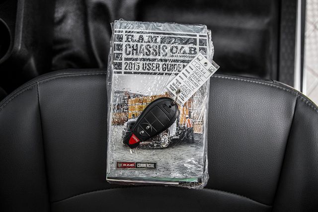 2015 Ram 4500 RAM 4500 * 6.7 CUMMINS * MANUAL * HAULER BODY * 1 OWNER - 15763344 - 31