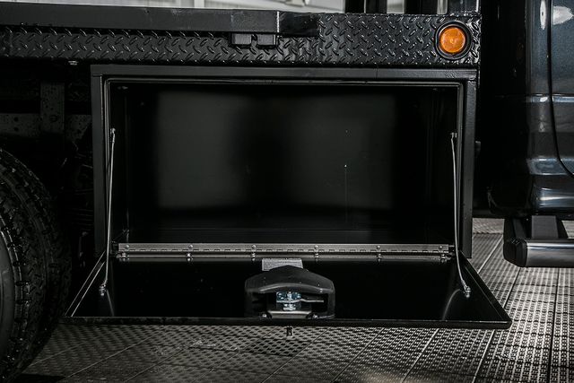 2015 Ram 5500 5500 CREW CAB 4X4 * 6.4 HEMI * NEW 10' FLATBED W/ TOOLBOXES - 17206663 - 13