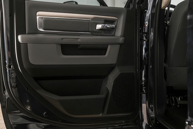 2015 Ram 5500 5500 CREW CAB 4X4 * 6.4 HEMI * NEW 10' FLATBED W/ TOOLBOXES - 17206663 - 30