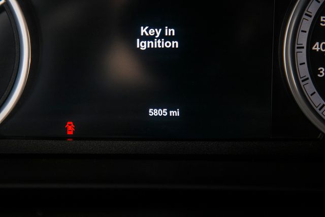 2015 Ram 5500 5500 CREW CAB 4X4 * 6.4 HEMI * NEW 10' FLATBED W/ TOOLBOXES - 17206663 - 31