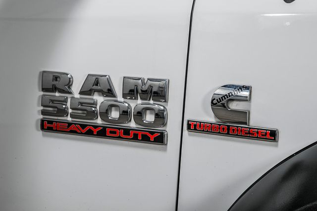 2015 Ram 5500 5500 REG CAB * 6.7 CUMMINS * 14' WORKPORT * TOW PKG * 1 OWNER - 17040398 - 5