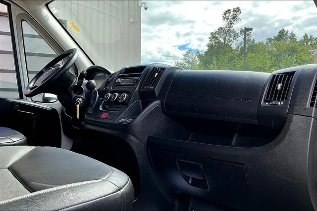 2015 Ram ProMaster Cargo Van 1500 Low Roof Van 3D - 22966434 - 11