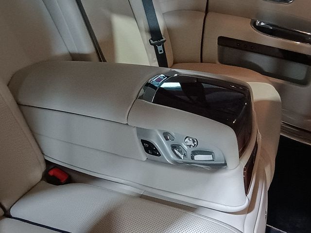 2015 Rolls-Royce Ghost 4dr Sedan Florida Car - 22943190 - 35
