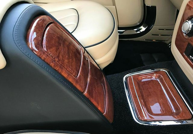 2015 Rolls-Royce Phantom Coupe 2dr Drophead - 16383427 - 19