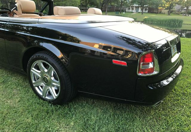 2015 Rolls-Royce Phantom Coupe 2dr Drophead - 16383427 - 38