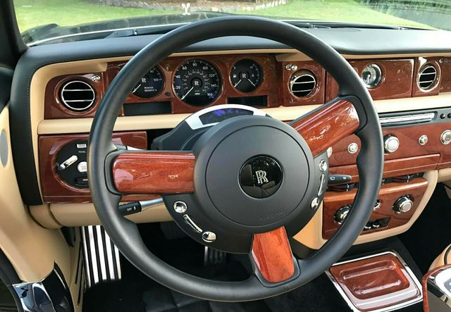 2015 Rolls-Royce Phantom Coupe 2dr Drophead - 16383427 - 7