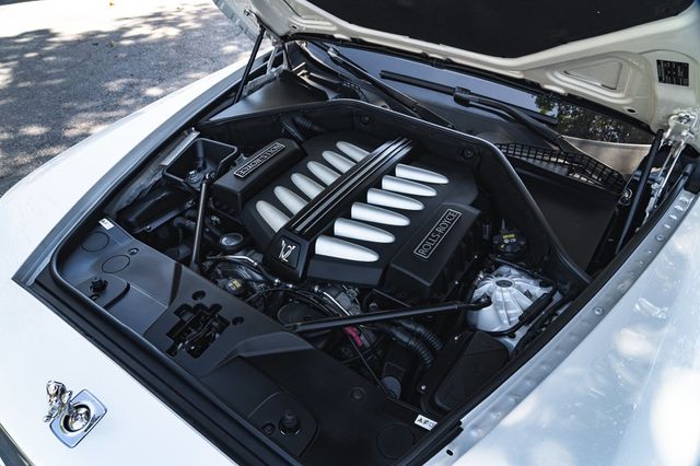 2015 Rolls-Royce Wraith 2dr Coupe - 22783226 - 30