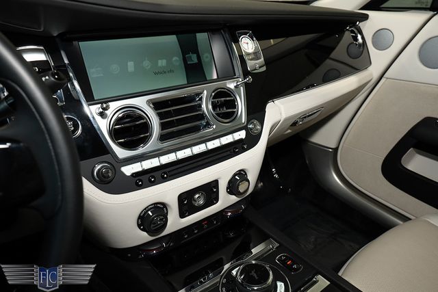 2015 Rolls-Royce Wraith 2dr Coupe - 22975127 - 23