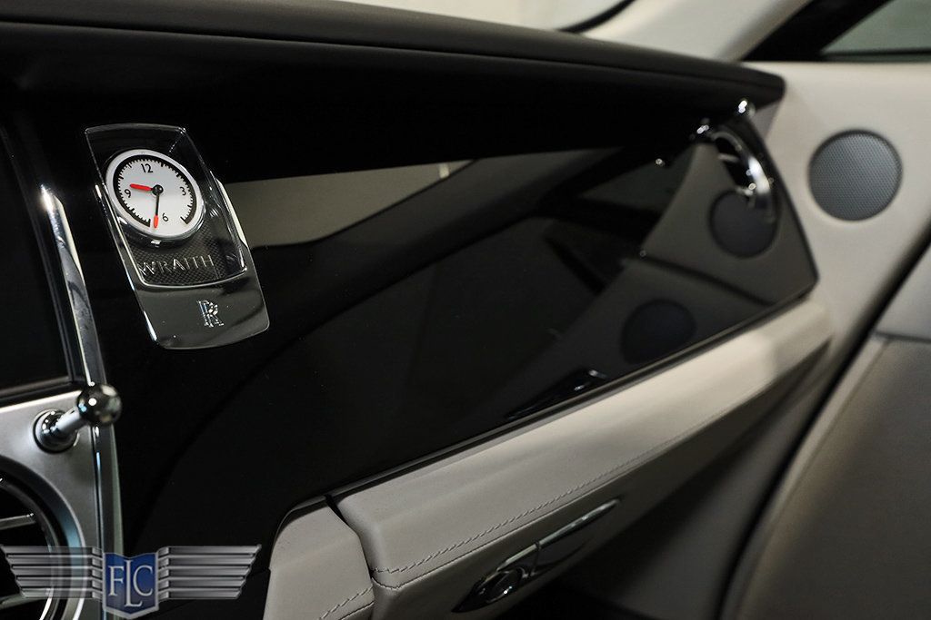 2015 Rolls-Royce Wraith 2dr Coupe - 22975127 - 31
