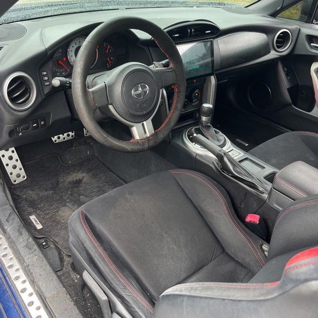 2015 Scion FR-S 2dr Coupe Automatic Release Series 1.0 - 22979818 - 12