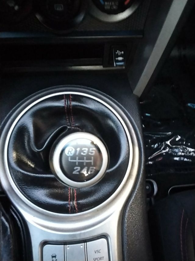 2015 Scion FR-S 2dr Coupe Manual - 22942289 - 14