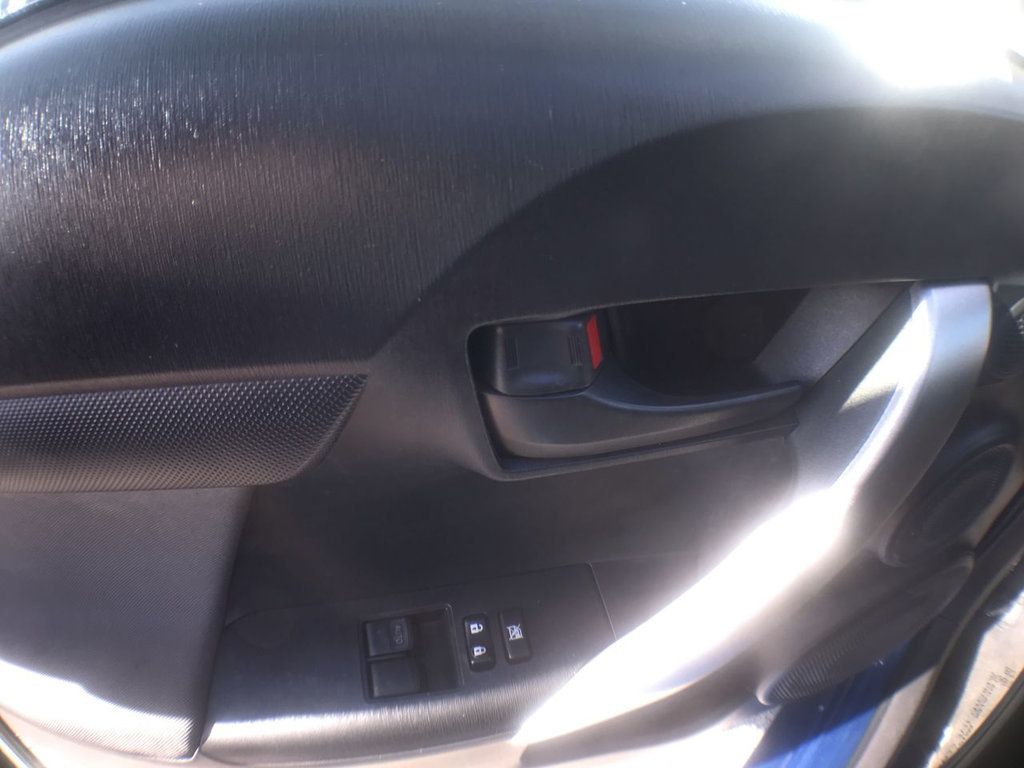 2015 Scion tC Base photo 12