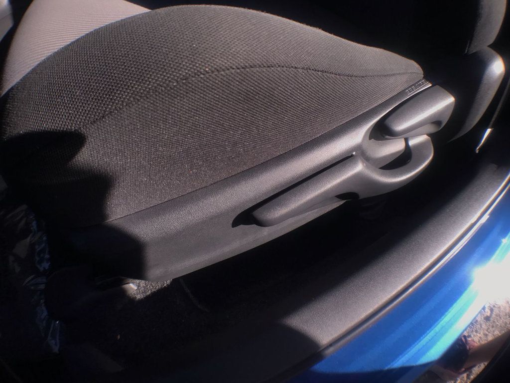 2015 Scion tC Base photo 13