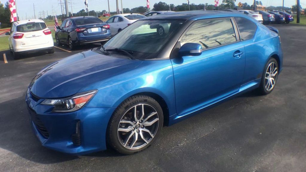 2015 Scion tC Base photo 4