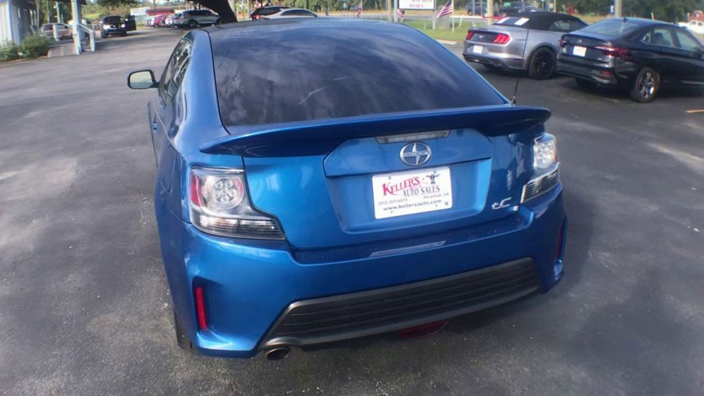 2015 Scion tC Base photo 7