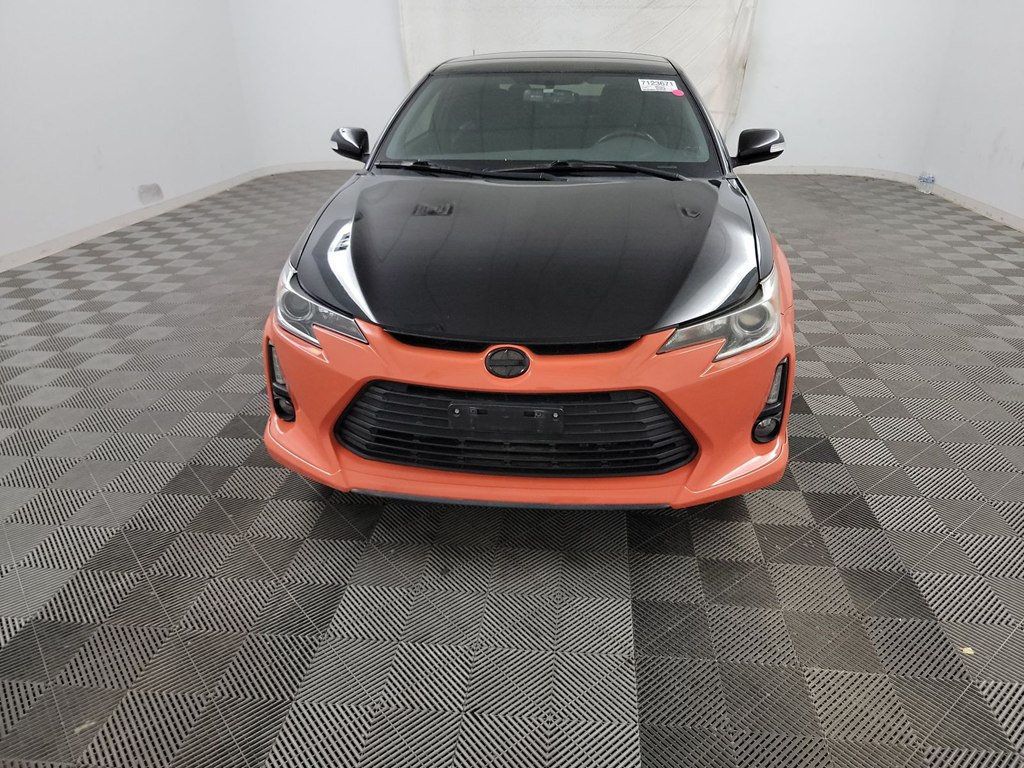 2015 Scion tC photo 3