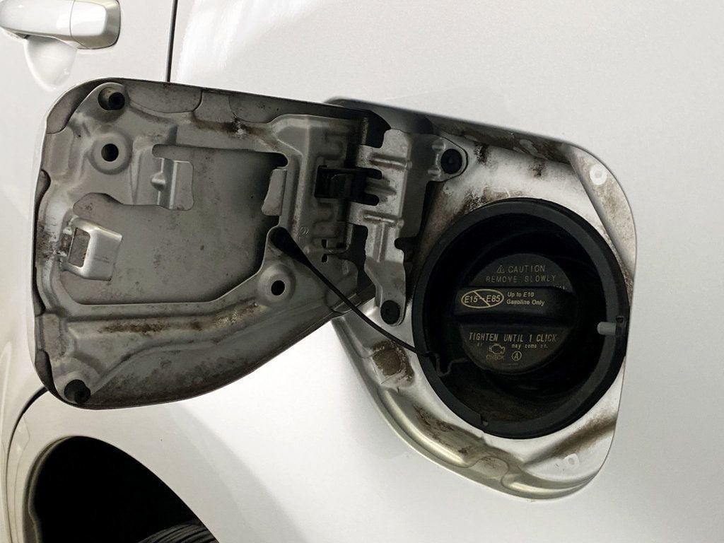 2015 Scion xB 5dr Wagon Automatic - 22926148 - 13