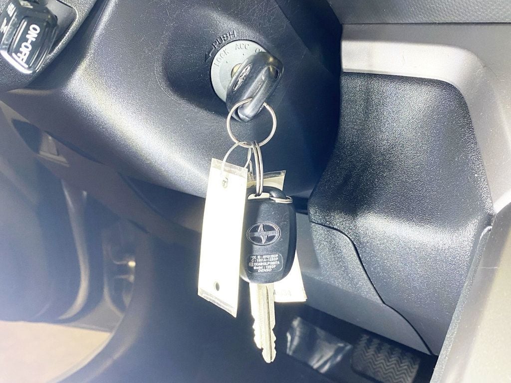 2015 Scion xB 5dr Wagon Automatic - 22926148 - 27