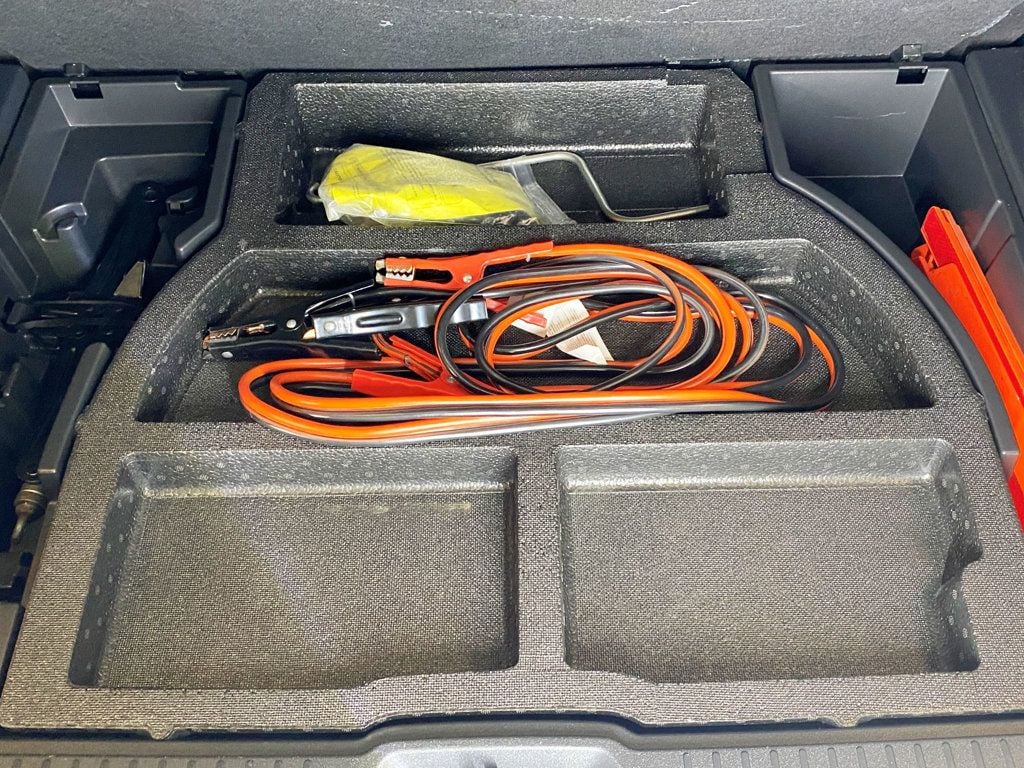 2015 Scion xB 5dr Wagon Automatic - 22926148 - 50