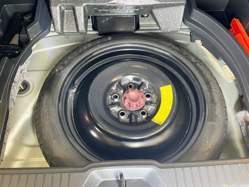 2015 Scion xB 5dr Wagon Automatic - 22926148 - 51