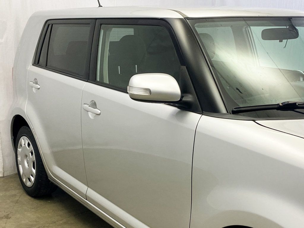 2015 Scion xB 5dr Wagon Automatic - 22926148 - 6