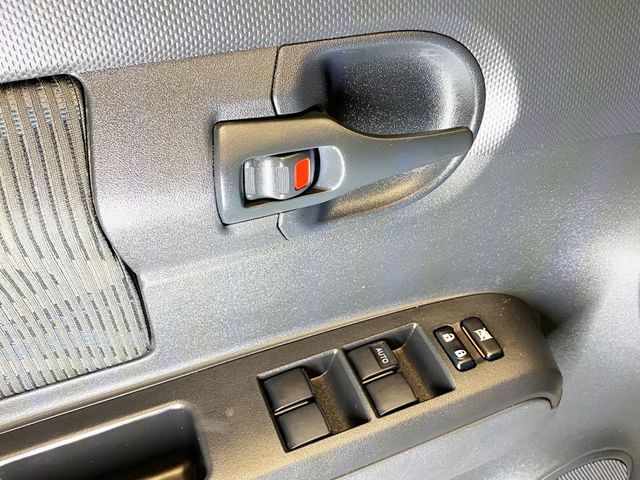 2015 Scion xB 5dr Wagon Automatic - 22958960 - 15