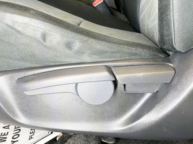 2015 Scion xB 5dr Wagon Automatic - 22958960 - 17