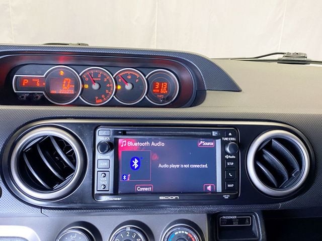 2015 Scion xB 5dr Wagon Automatic - 22958960 - 28