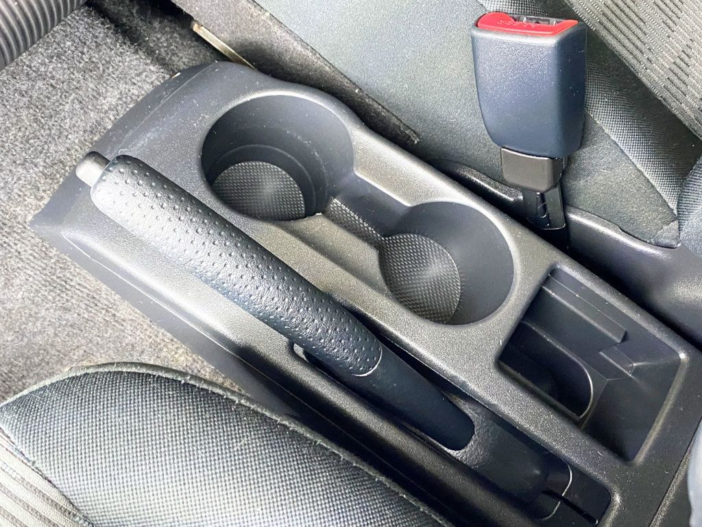 2015 Scion xB 5dr Wagon Automatic - 22958960 - 33