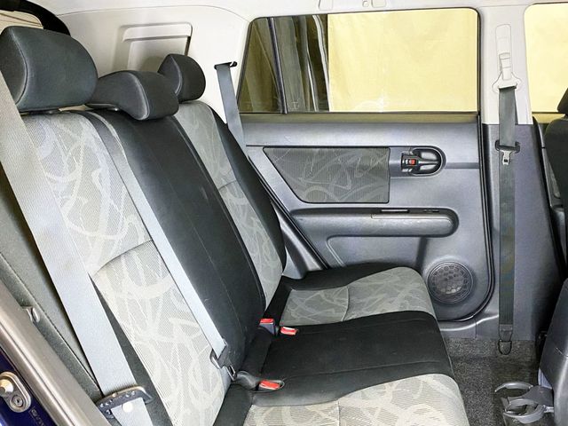 2015 Scion xB 5dr Wagon Automatic - 22958960 - 41