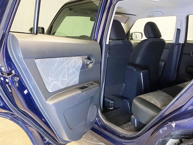 2015 Scion xB 5dr Wagon Automatic - 22958960 - 42