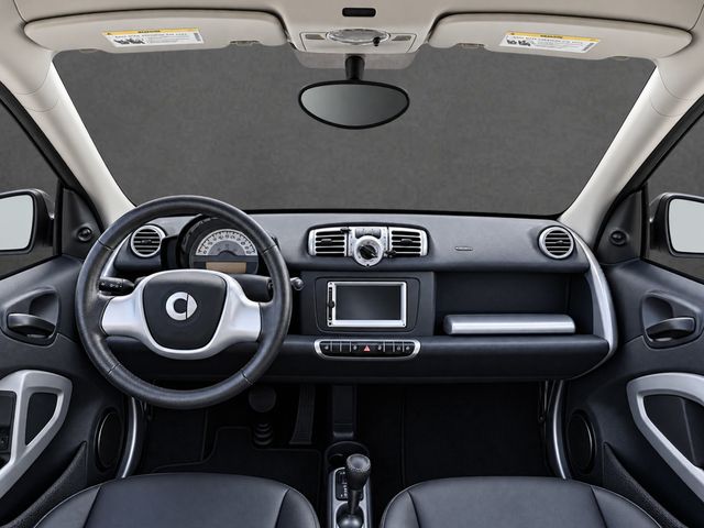 2015 smart Fortwo CLEAN CARFAX, CAR2GO EDITION PKG, NAVI, HEATED SEATS, 17" WHEELS - 23090742 - 2