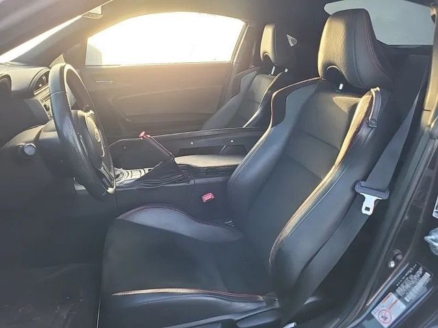 2015 Subaru BRZ 2dr Coupe Manual Limited - 23010614 - 5