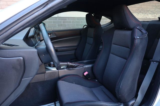 2015 Subaru BRZ Premium - 23092837 - 16