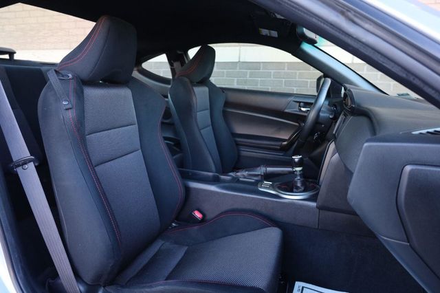 2015 Subaru BRZ Premium - 23092837 - 21