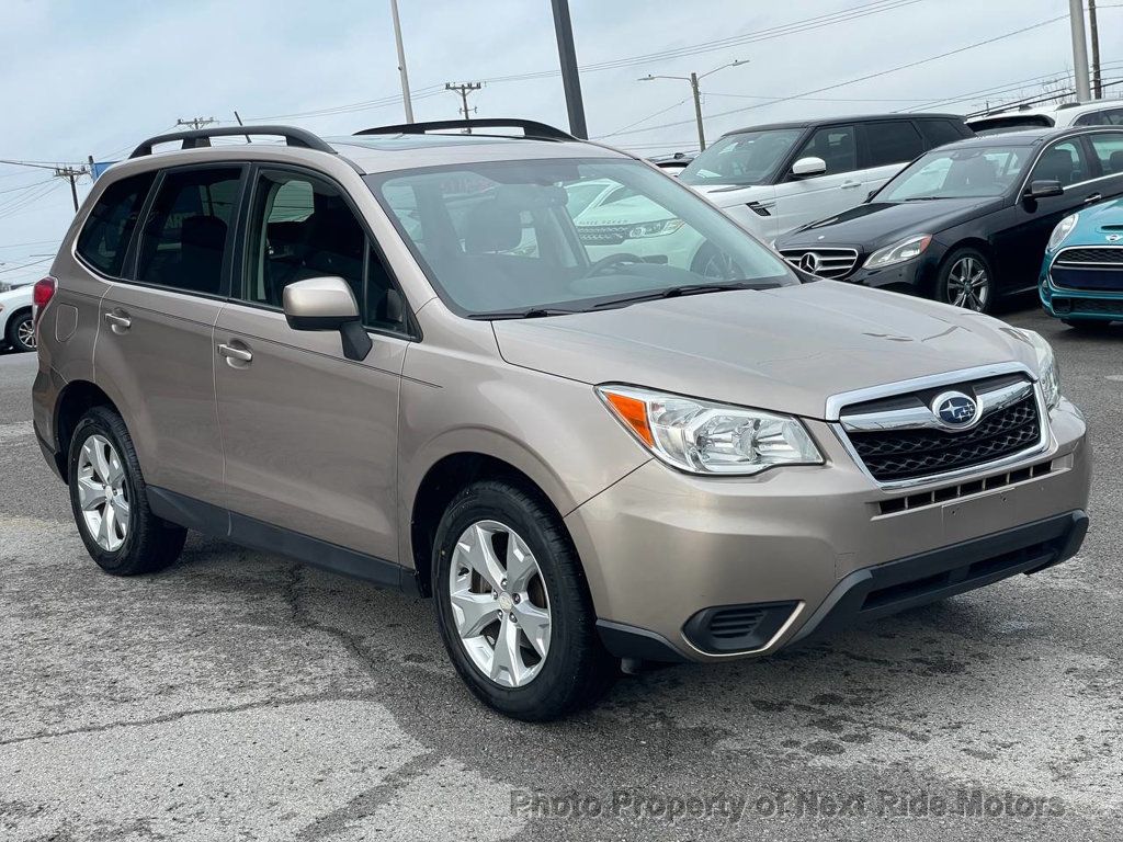 2015 Subaru Forester 2.5i Premium photo 4