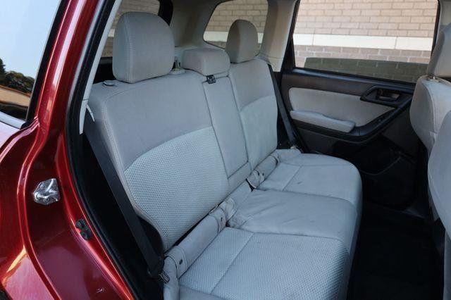 2015 Subaru Forester 2.5i Premium - 23068072 - 38