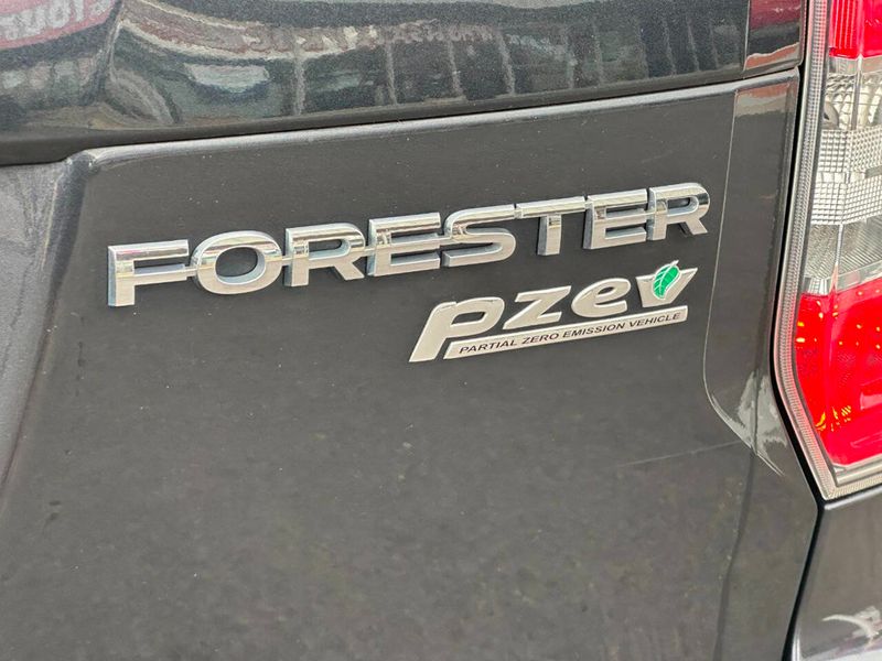 2015 Subaru Forester 4dr CVT 2.5i Limited PZEV - 22887056 - 4